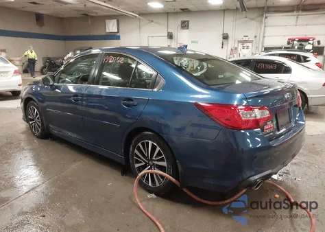 2019 Subaru Legacy 2.5I Premium z USA, uszkodzony, nr VIN 4S3BNAF65K3026199